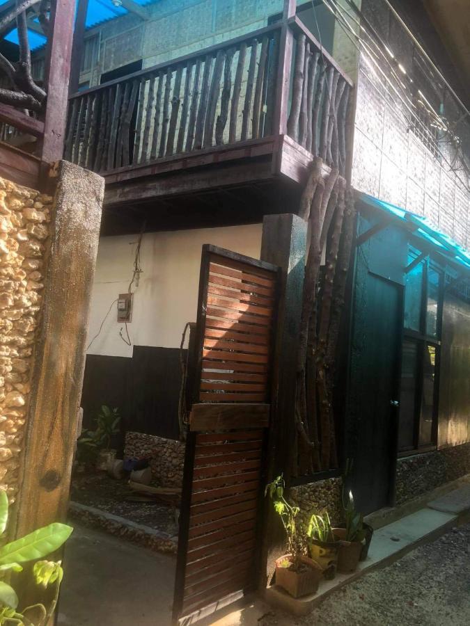 Mylene Room Rental Manoc-Manoc Exterior photo